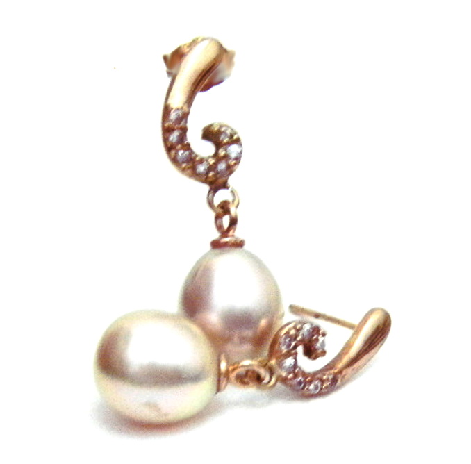 Peach Drop Pearl Earrings